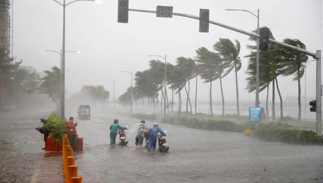 Chuyên gia cảnh báo điều RẤT NGUY HIỂM của bão số 4: Khốc liệt, cực đoan, nguy cơ mưa lũ dồn dập ở Việt Nam - Ảnh 1