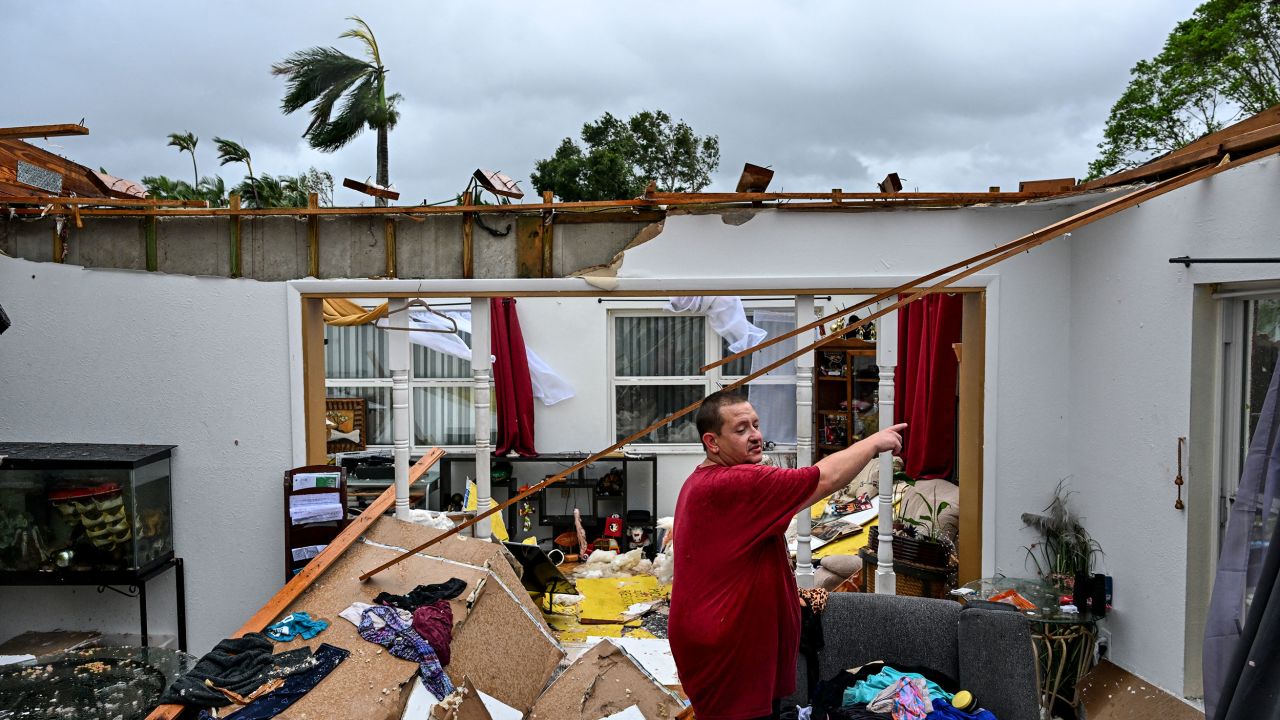 Bão Milton bắt đầu tàn phá bang Florida, Mỹ - Báo Phụ Nữ