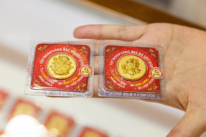 Giá vàng hôm nay đi xuống. (Ảnh: Minh Đức).