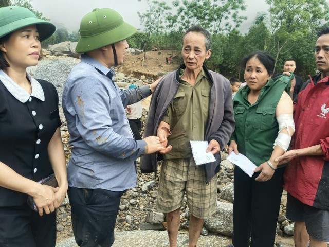Hiện trường 'tan hoang' sau trận lũ quét khiến 4 người tử vong ở tỉnh nghèo Bắc Kạn- Ảnh 20.