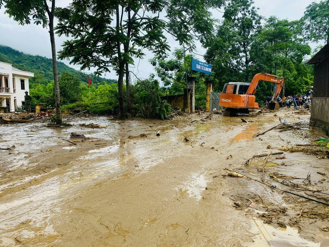 Hiện trường 'tan hoang' sau trận lũ quét khiến 4 người tử vong ở tỉnh nghèo Bắc Kạn- Ảnh 8.
