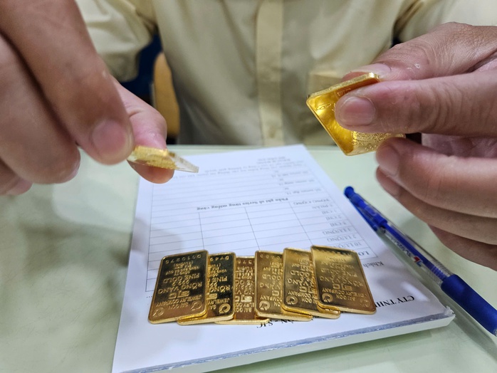 Giá vàng hôm nay 2-6: Vừa mở cửa, lại tăng - Ảnh 1.