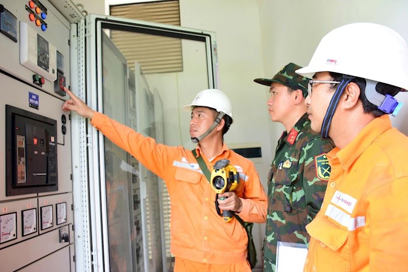 “Giật mình” vì hóa đơn tiền điện: Điện lực lên tiếng