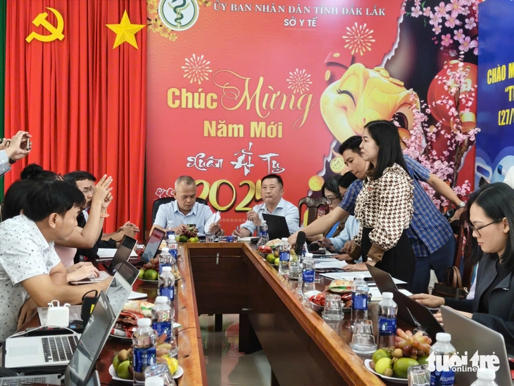 Chuyển công an điều tra vụ máy hư 2 năm vẫn có hồ sơ tán sỏi cho gần 500 bệnh nhân - Ảnh 1.