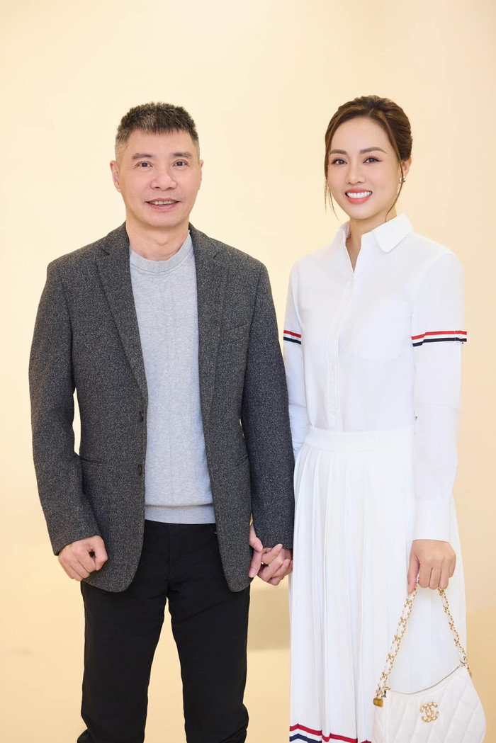 NSND Công Lý đã nhận được nhiều lời hỏi thăm, động viên từ khán giả và người quen. Ảnh: FBNV