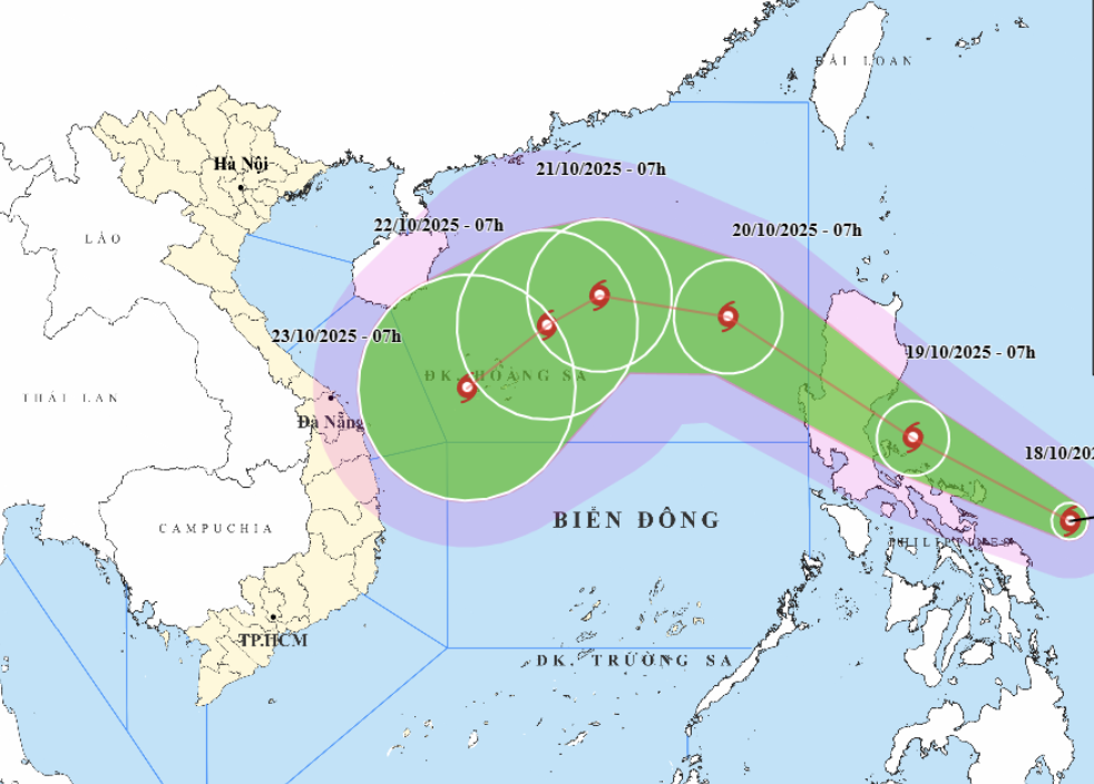 Bão Fengshen vừa hình thành, hướng vào Biển Đông - 1