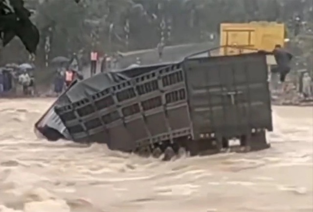 base64-1763431831705879506516_11zon