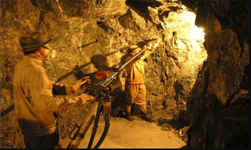 Công nhân báo phát hiện khối vàng 45 tấn trị giá hơn 44.000 tỷ đồng, chính quyền phong tỏa khẩn cấp công viên- Ảnh 3.