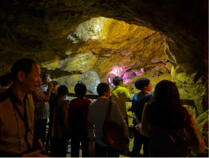 Công nhân báo phát hiện khối vàng 45 tấn trị giá hơn 44.000 tỷ đồng, chính quyền phong tỏa khẩn cấp công viên- Ảnh 5.