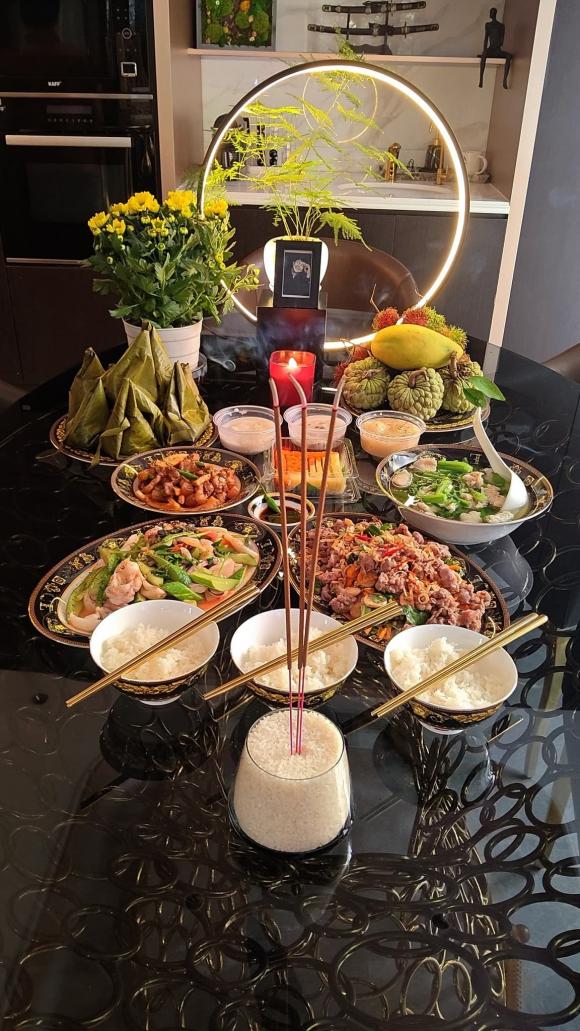 Thương tín qua đời, sao việt