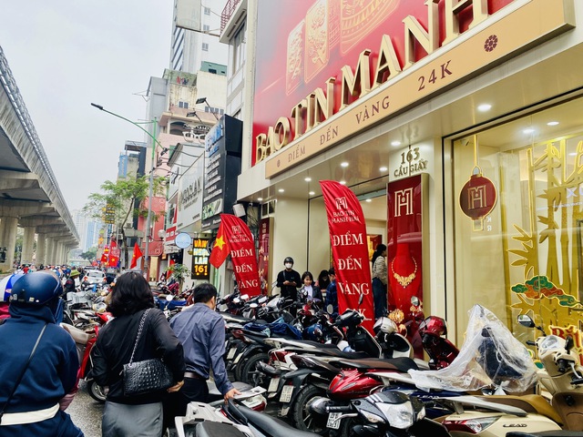 Vàng mini được "săn đón" lấy may dịp đầu năm mới 2026 - Ảnh 5.