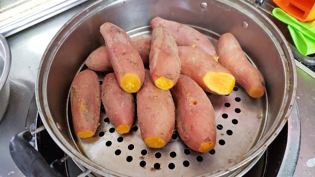 Ăn khoai lang hấp mỗi ngày để khỏe, người phụ nữ hoảng hốt rồi hối hận khi đi khám gan- Ảnh 2.