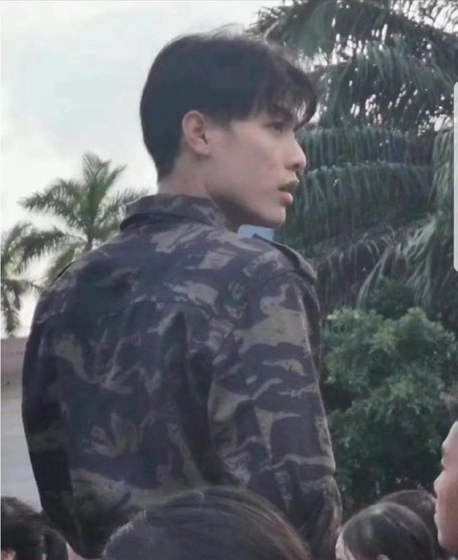 Chàng trai gặp phải không ít tình huống dở khóc dở cười vì cái tên của mình