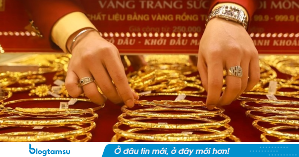 Cập nhật giá vàng SJC, BTMC, BTMH, DOJI, Phú Quý ngày cuối cùng của tháng 5: Không biết nên vui hay buồn