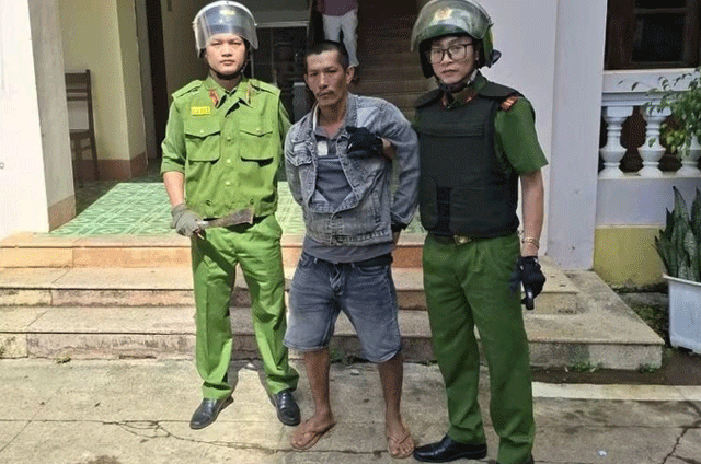 Lý lịch ngỡ ngàng của người bố chạy xe nẹt pô gây náo loạn trường con gái, hé lộ nguồn cơn phía sau?