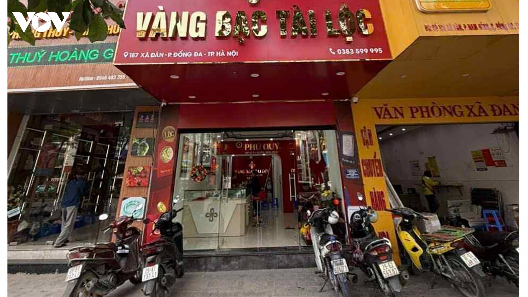 gia vang giam, cua hang vang khach, chuyen gia du doan vang se dat 5.000 usd oz hinh anh 3