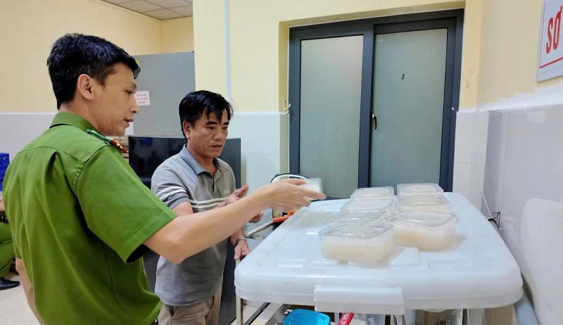 Đà Nẵng: Khởi tố giám đốc doanh nghiệp sản xuất gần 11.000 hũ yến giả