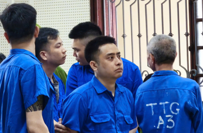 Bùi Đình Khánh tại tòa Quảng Ninh, ngày 15/5. Ảnh Lê Tân