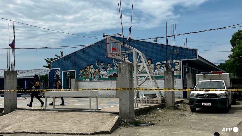 Hiện trường kinh hoàng vụ xả súng tại trường học ở Philippines khiến 10 học sinh thương vong; nghi phạm mới 14 và 15 tuổi- Ảnh 1.