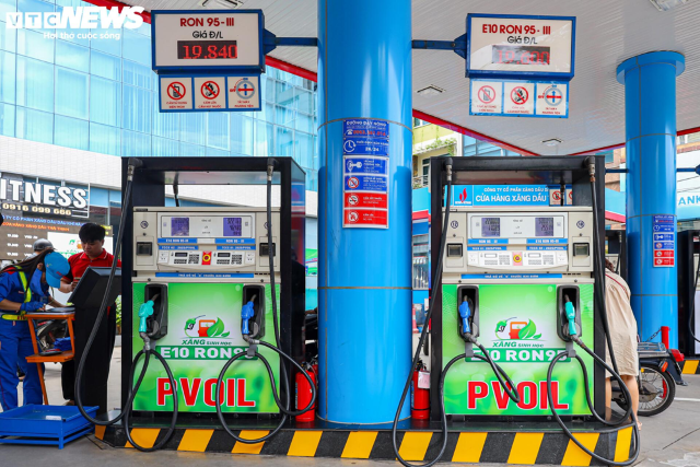Thực hư xăng E10 khiến xe hao nhiên liệu hơn: Chuyên gia vạch trần lý do bất ngờ!