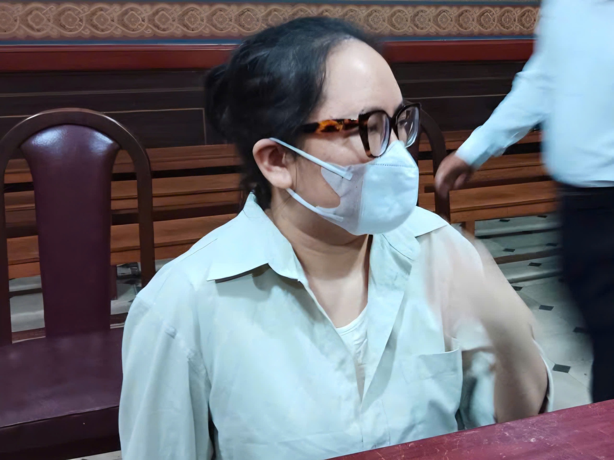 TPHCM: Chiêu trò của nữ “thầy bói” 9X kiếm 28,1 tỉ đồng trong hơn 1 năm