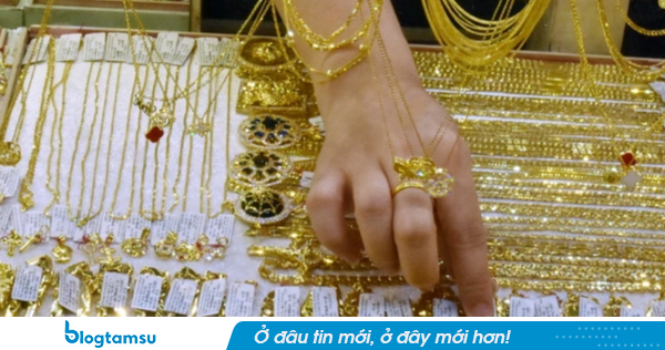Giá vàng ngày 17-6: Đồng loạt tăng mạnh