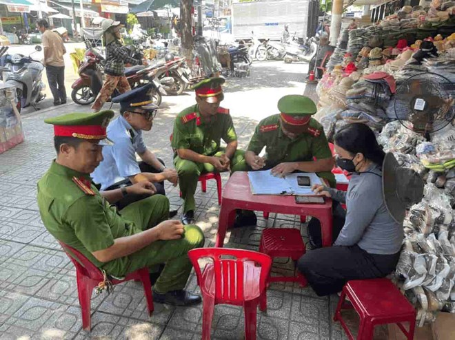 Quảng Ngãi xử lý vụ việc có dấu hiệu xâm phạm quyền sở hữu trí tuệ trong kinh doanh vàng
