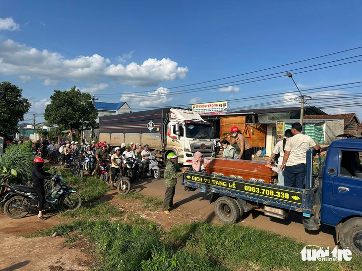 5 nữ sinh tiểu học chết đuối: Nỗi đau ngút trời ở Nâm Nung - Ảnh 2.