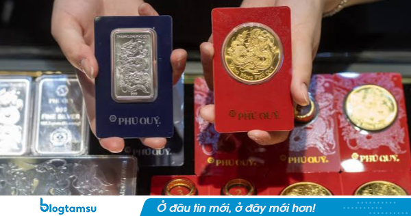 Giá vàng hôm nay 3/7: Vàng thế giới tăng dựng đứng, trong nước giảm cực nhanh